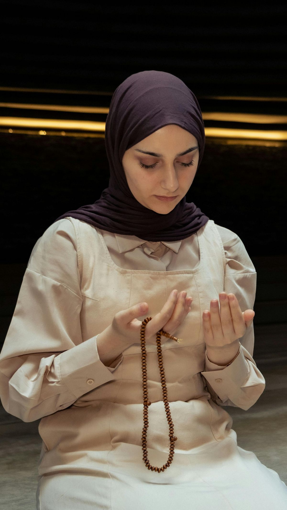Urutan Dzikir dan Doa Menjelang Akhir Tahun dalam Bahasa Arab, Latin, dan Artinya