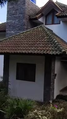 Rumah mewah ini menjadi saksi bisu bagaimana perjuangan Julia Perez selama ia berkarier di industri hiburan.