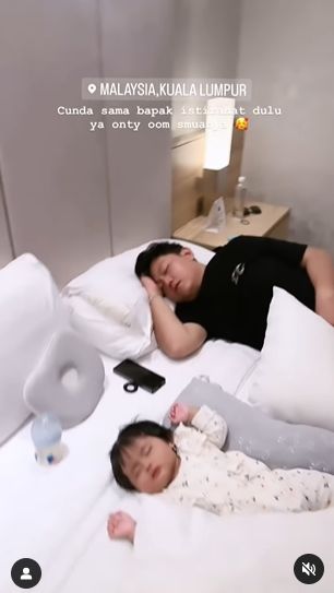 Banyak yang memuji kecantikan Cundamani.