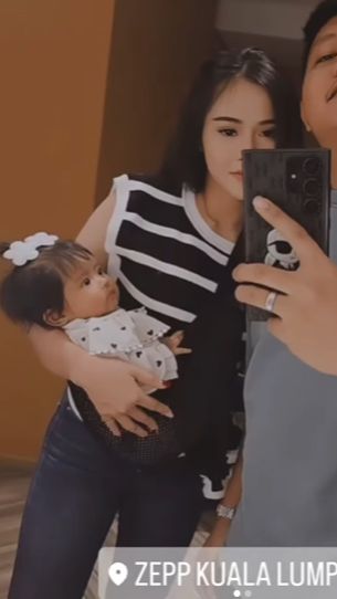 Banyak yang bilang Cunda mirip dengan boneka.