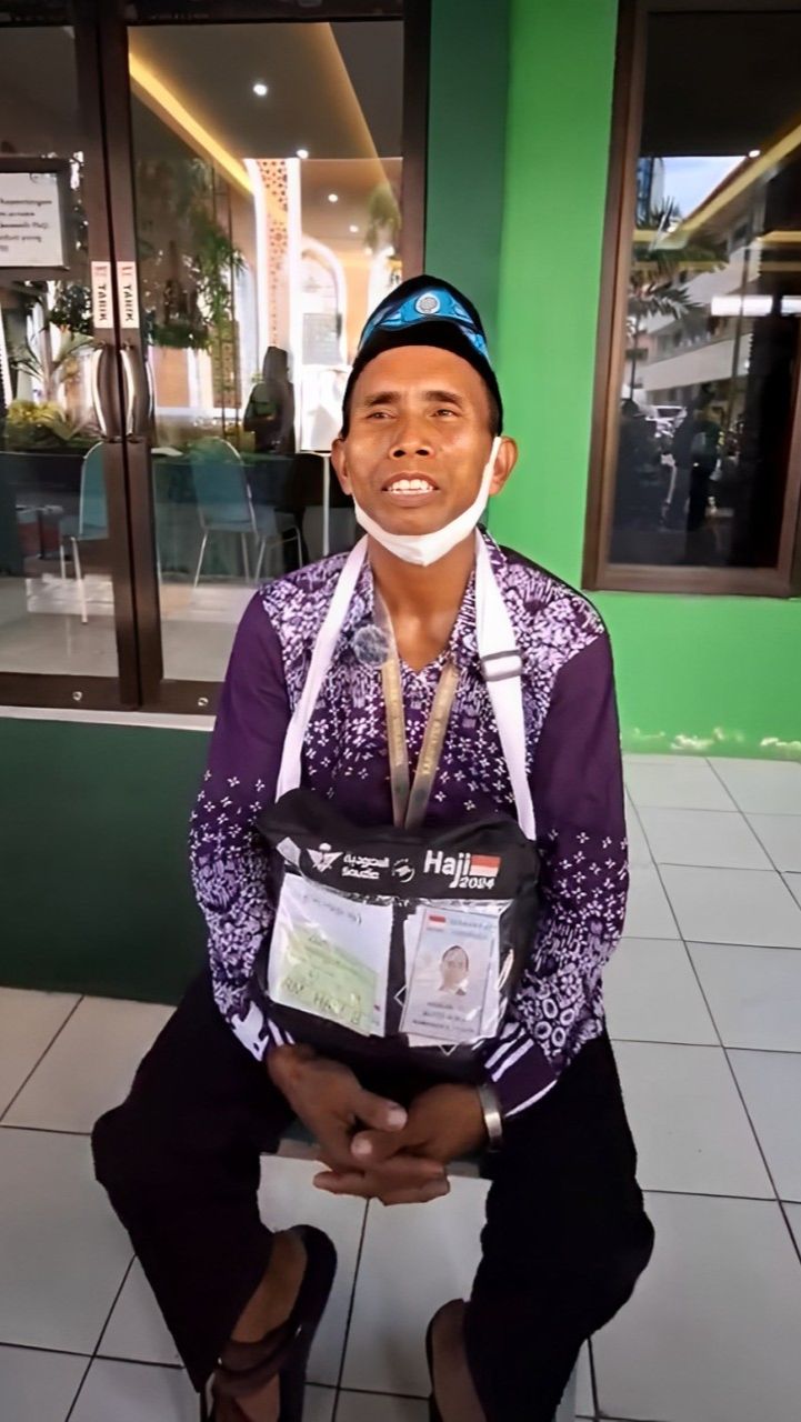 Kisah Pemulung Naik Haji, 13 Tahun Nabung Akhirnya Bisa ke Tanah Suci