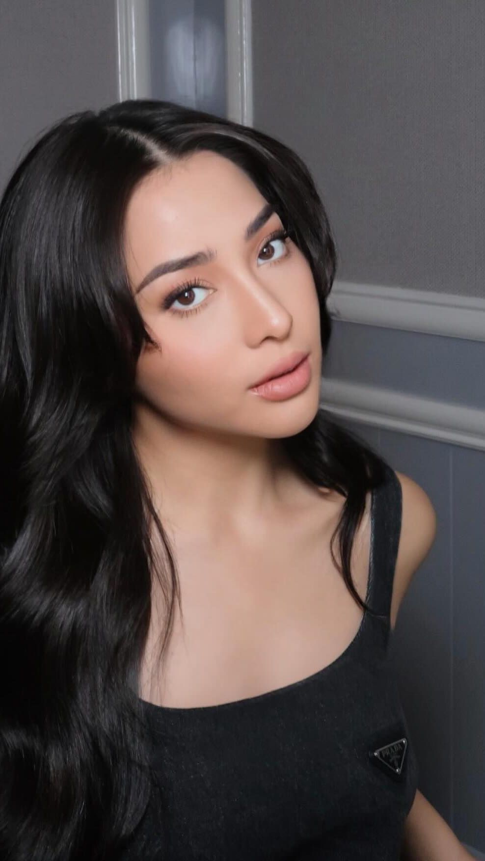 Dulu Sibuk Syuting, 8 Potret Nikita Willy Akui Tak Bisa Nyapu dan Setrika Baju, Netizen: Akhirnya Kami Lebih Unggul
