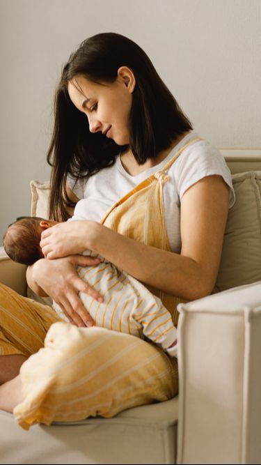 3 Cara Aman dan Sehat Bagi Ibu Menyusui yang Ingin Turunkan Berat Badan