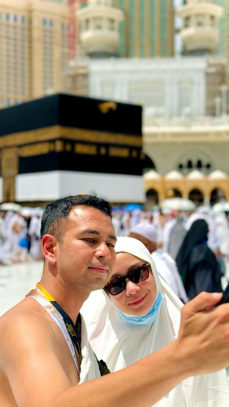 Meski tak neko-neko, penampilan Gigi tanpa riasan banyak dipuji netizen.