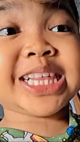 Aksi Anak Kecil Ngevlog dengan Nenek-nenek: Bersama Para Bestie Tuwir-tuwir