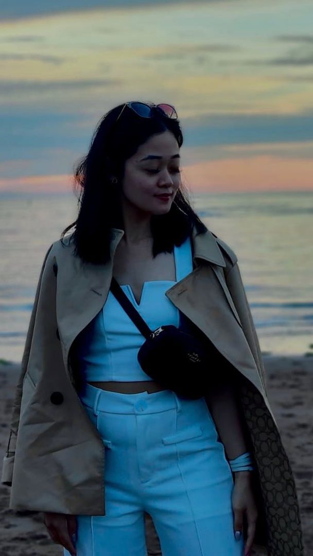 Perempuan cantik kelahiran 1 Desember 1994 ini akan memasuki usia 30 tahun.