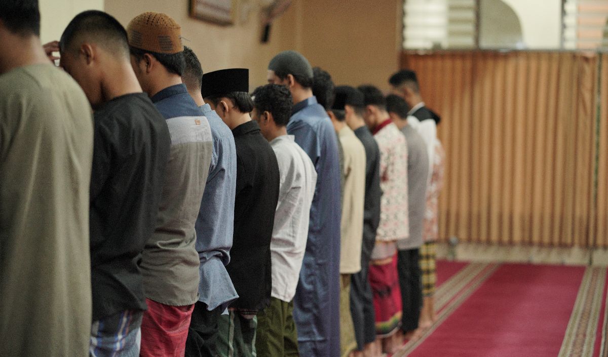 Hukum Meninggalkan Sholat Jumat