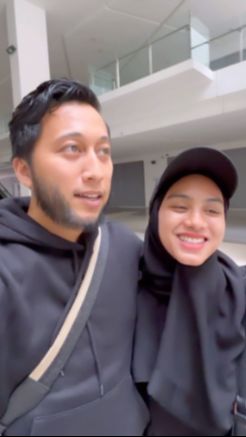 Alif mengaku sudah berpoligami saat Aisyah yang merupakan istri pertama sedang hamil anak ketiga.