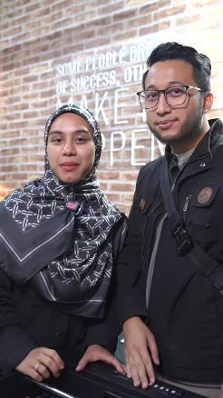 Bahkan saat penangkapan Alif banyak netizen yang tak menyangka jika Aisyah juga ikut terlibat dalam dugaan kasus penggelapan dana donasi tersebut.
