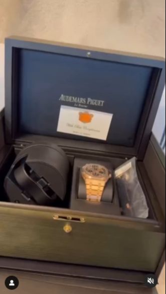 8 Potret Isi Souvenir Mewah Pernikahan Anant Ambani `Orang Terkaya Asia`, Harganya Rp3,8 Miliar