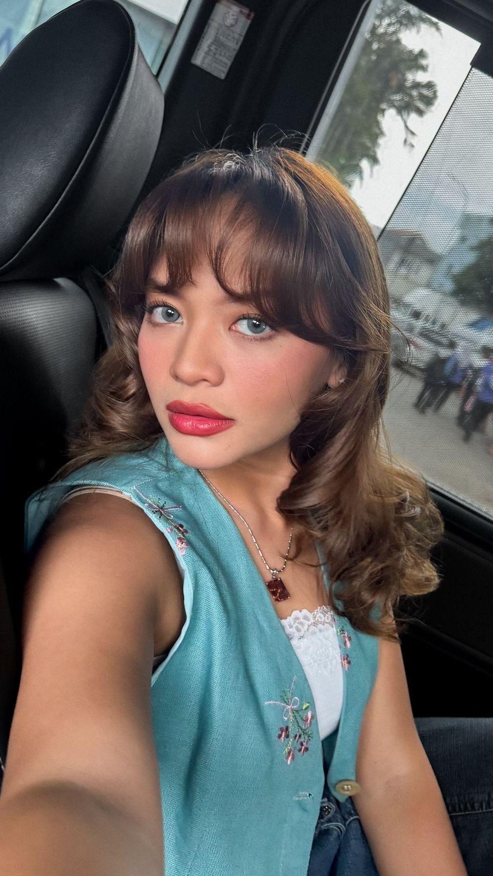 Netizen justru berspekulasi jika Amel tidak ingin jadi bridesmaid lantaran Aaliyah mendekati dirinya hanya menjelang pernikahan saja.