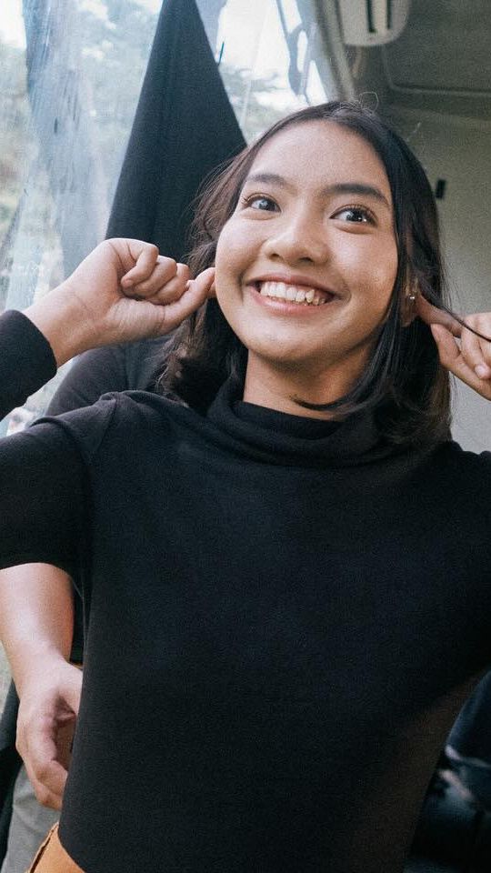 Penyanyi Dere Gelar Pentas Rubik untuk Rayakan 4 Tahun Bermusik