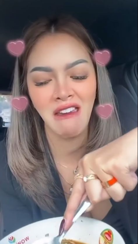 Sebut Bakso Makanan Kelas Bawah, Wanita Ini Langsung Dapat Karma