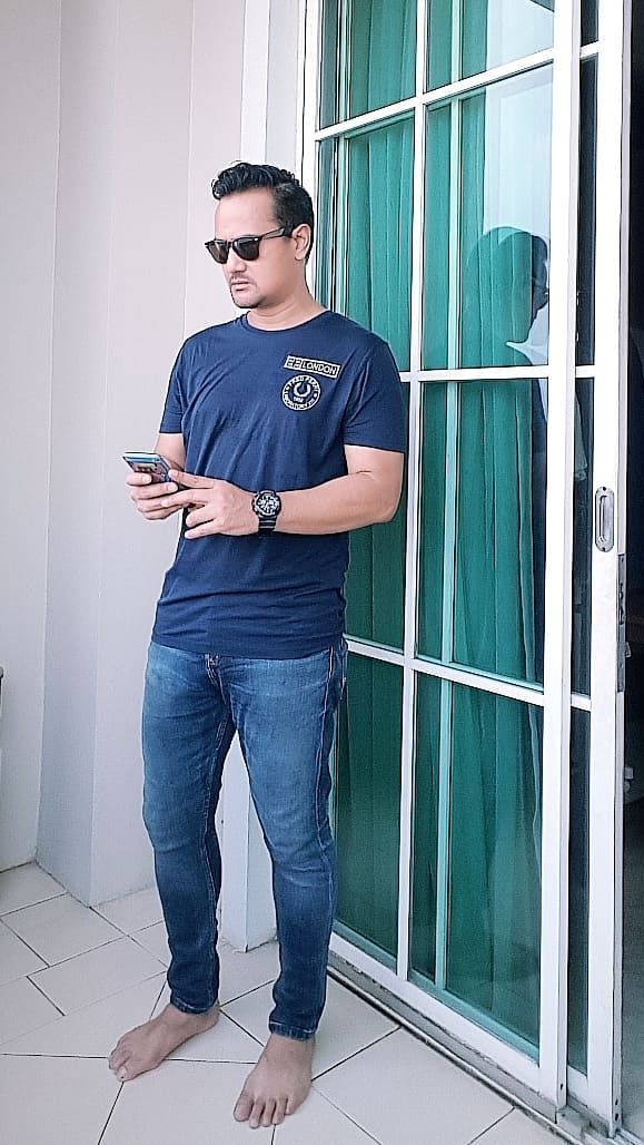Mudjie juga berharap keponakananya itu selalu diberikan kebahagiaan dalam setiap langkahnya.