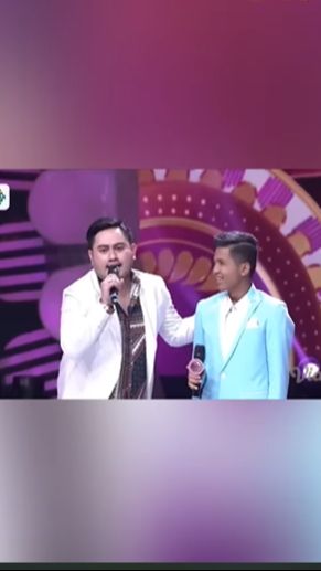 Meski usianya masih sangat muda, namun kemampuan Jirayut dalam menyanyikan agu dangdut patut diacungi jempol.