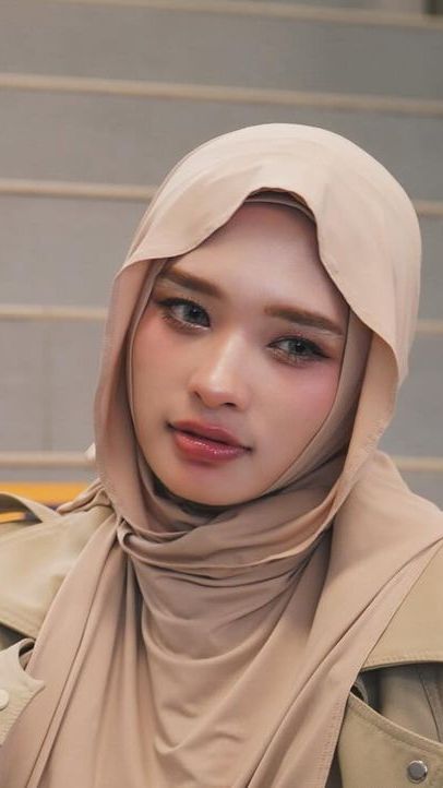 Diminta Rujuk dengan Virgoun Oleh Mantan Mertua, Begini Reaksi Inara Rusli