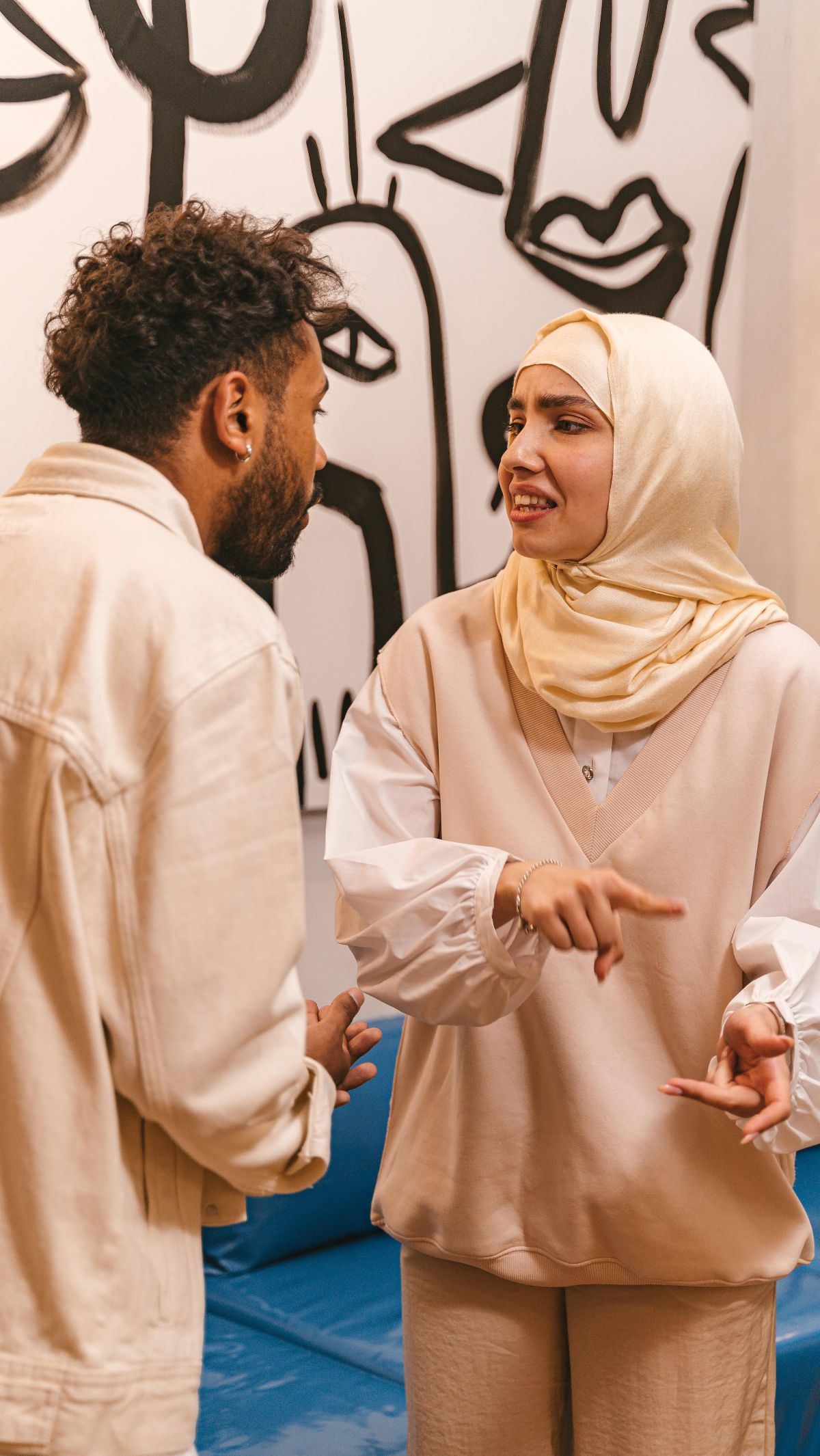 6 Kondisi Seorang Istri Berhak Menolak Perintah Suaminya dalam Islam, Kapan Saja?