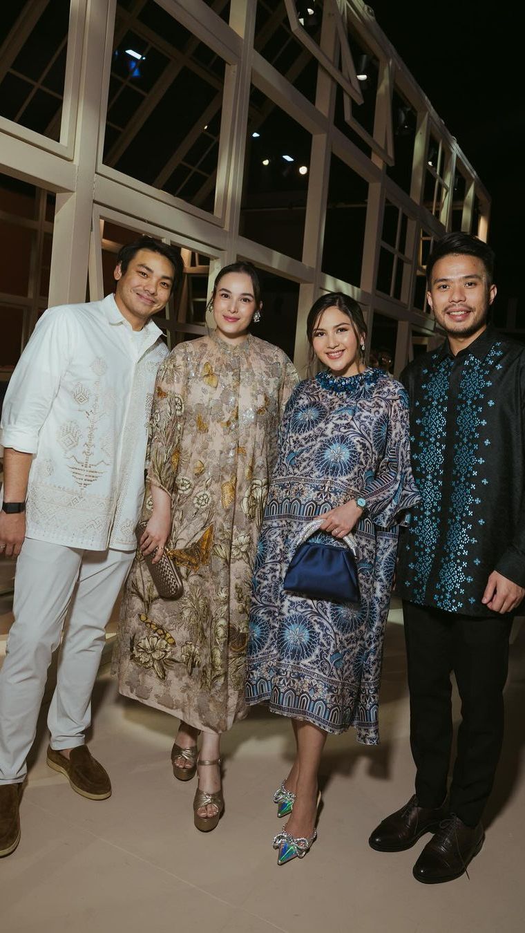 Sebagian netizen menyebut Jessica hamil lagi lantaran penampilannya disebut berisi di bagian perut.