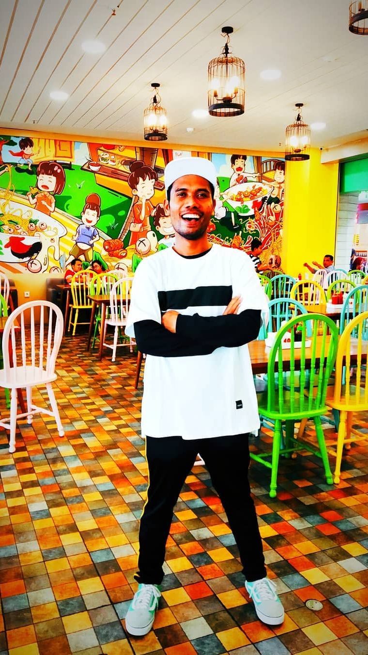 Bahkan pemilik akun Instagram @realudinsedunia kini sudah memiliki 21 ribu lebih pengikut.