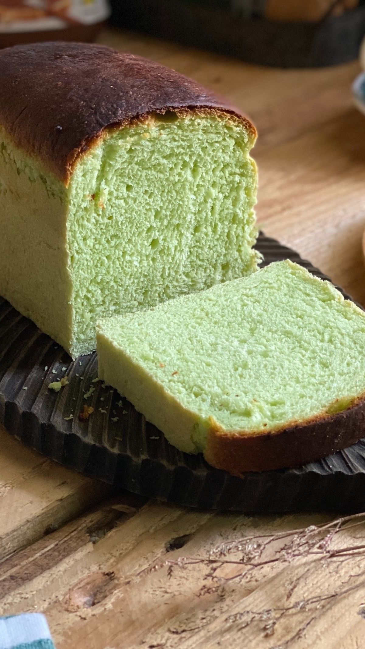 Bikin Roti Tawar Pandan Sendiri di Rumah, Prosesnya Tak Serumit yang Dikira