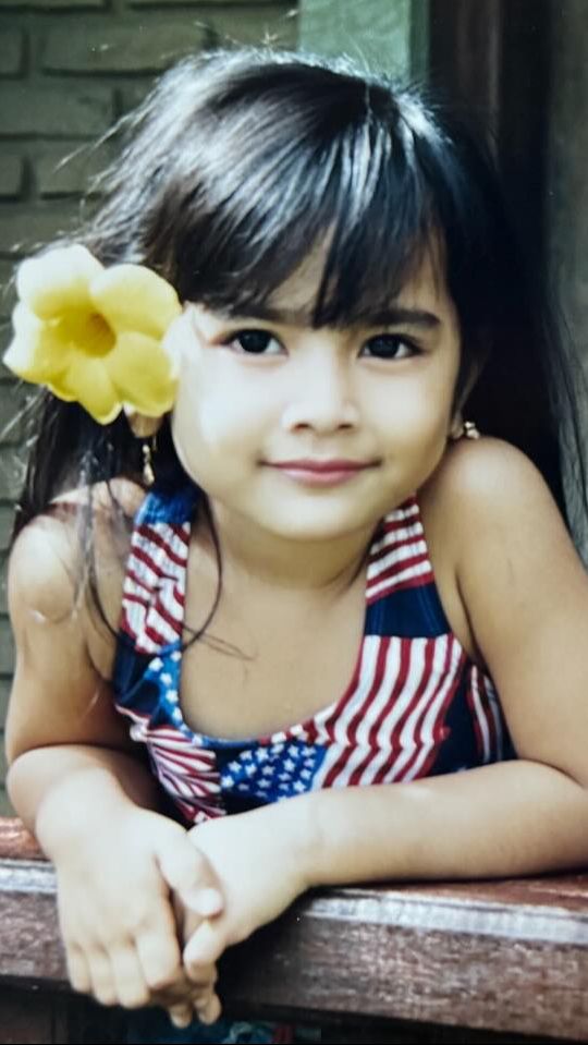 Potret masa kecil Mahalini yang begitu menggemaskan. Sedari dulu ia sudah identik dengan gaya rambut panjang.