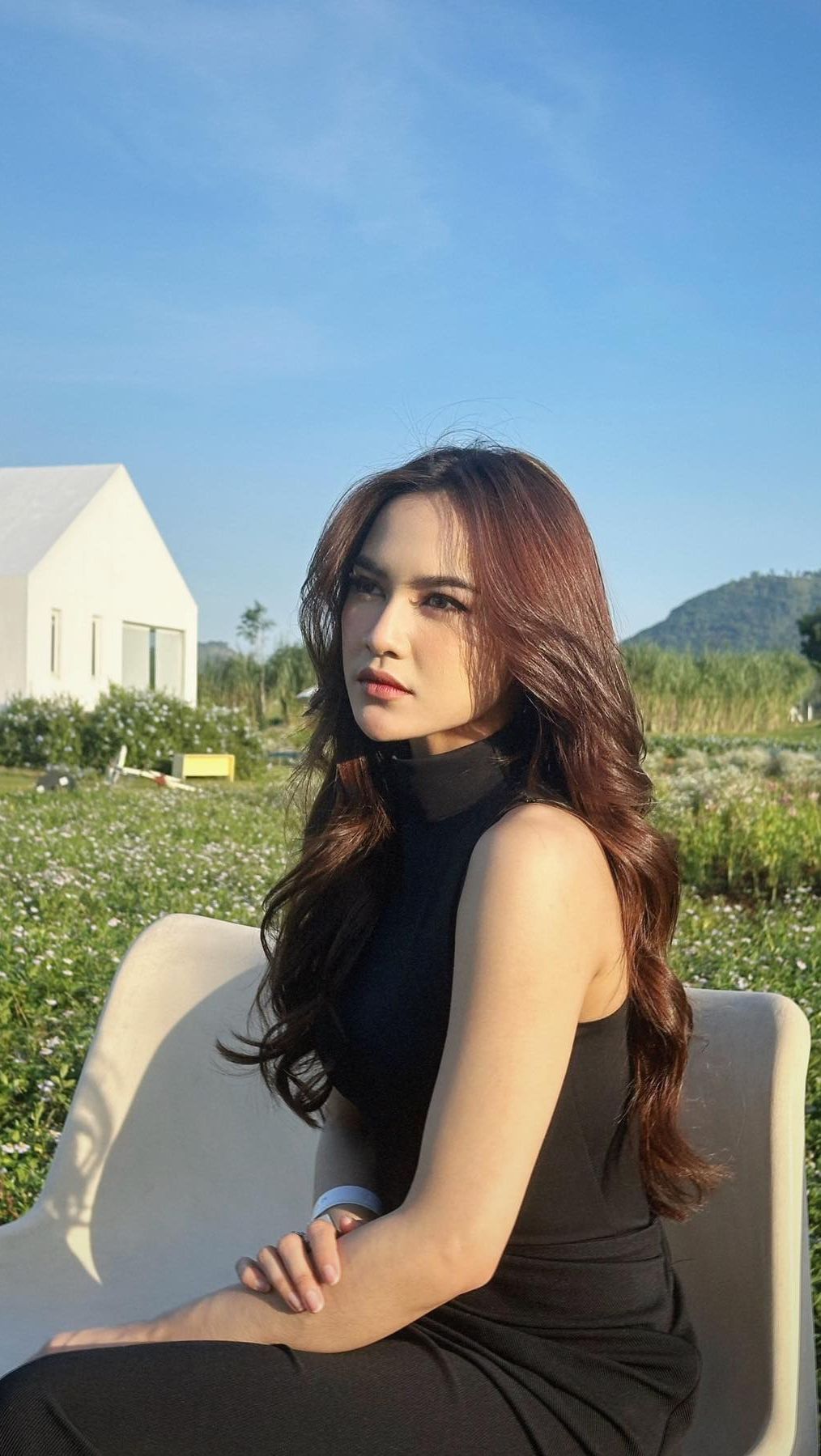 Kini dalam setiap unggahannya, kecantikan istri Rizky Febian ini selalu menjadi sorotan.