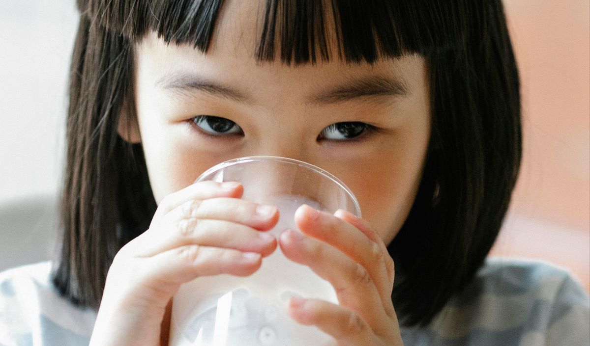 Adab Minum Susu Sesuai Sunah