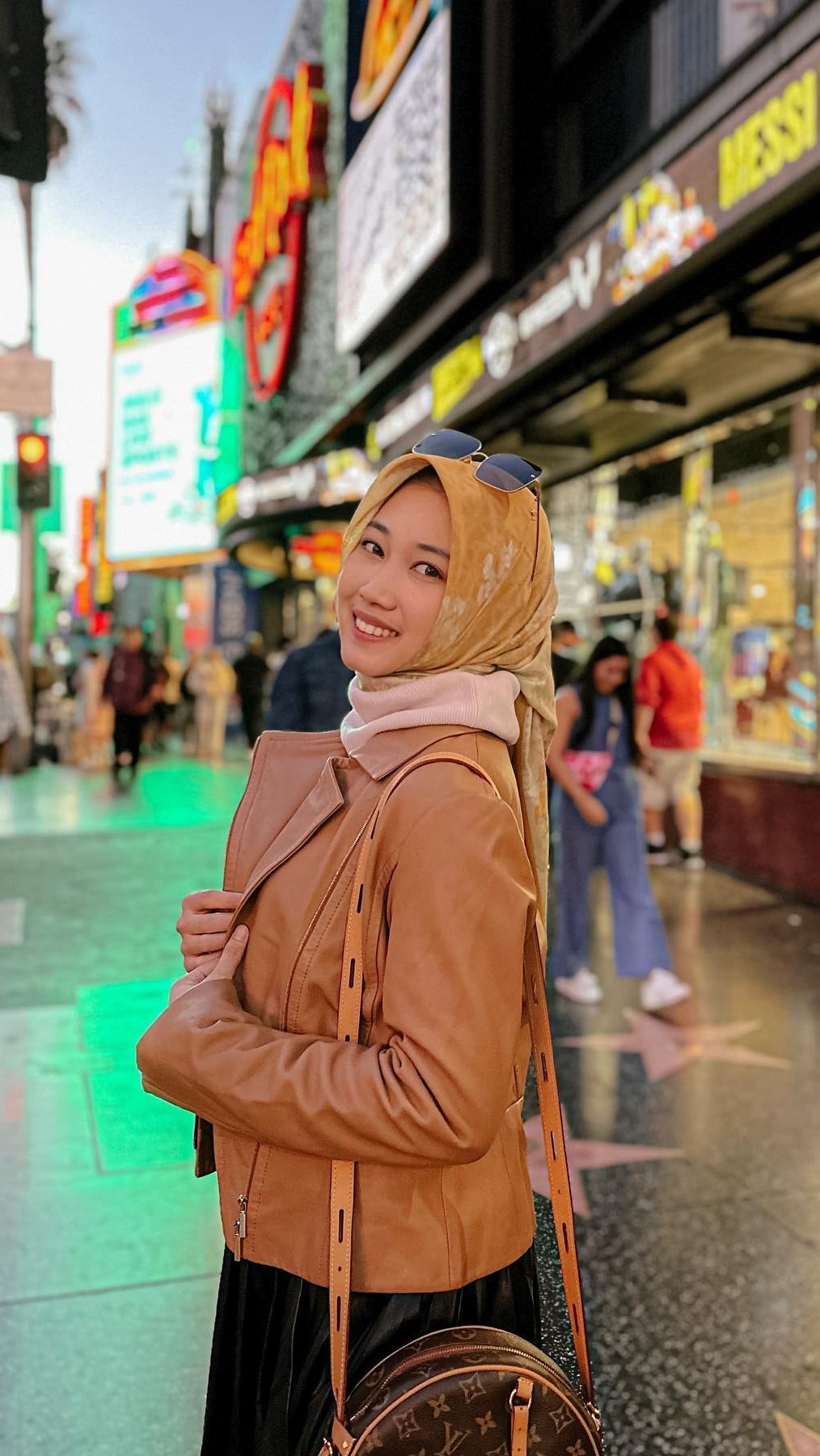 Rupanya bisnis travel tersebut kini sudah diturunkan kepada Daffa Nabilah. Tidak hanya itu, Daffa Nabilah juga mengembangkan bisnis di bidang kecantikan dan kuliner.
