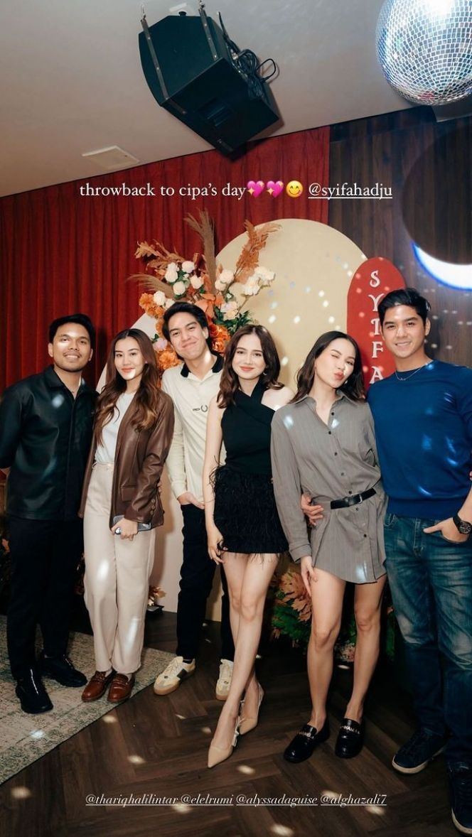 Bahkan saat Syifa ulangtahun, Alyssa juga hadir bersama Al Ghazali.