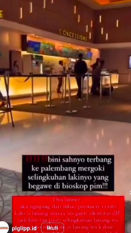 Kini beredarvideo Aprilia Majid ke Palembang guna untuk melabrak diduga pelakor berinisial MA yang merebut suaminya.