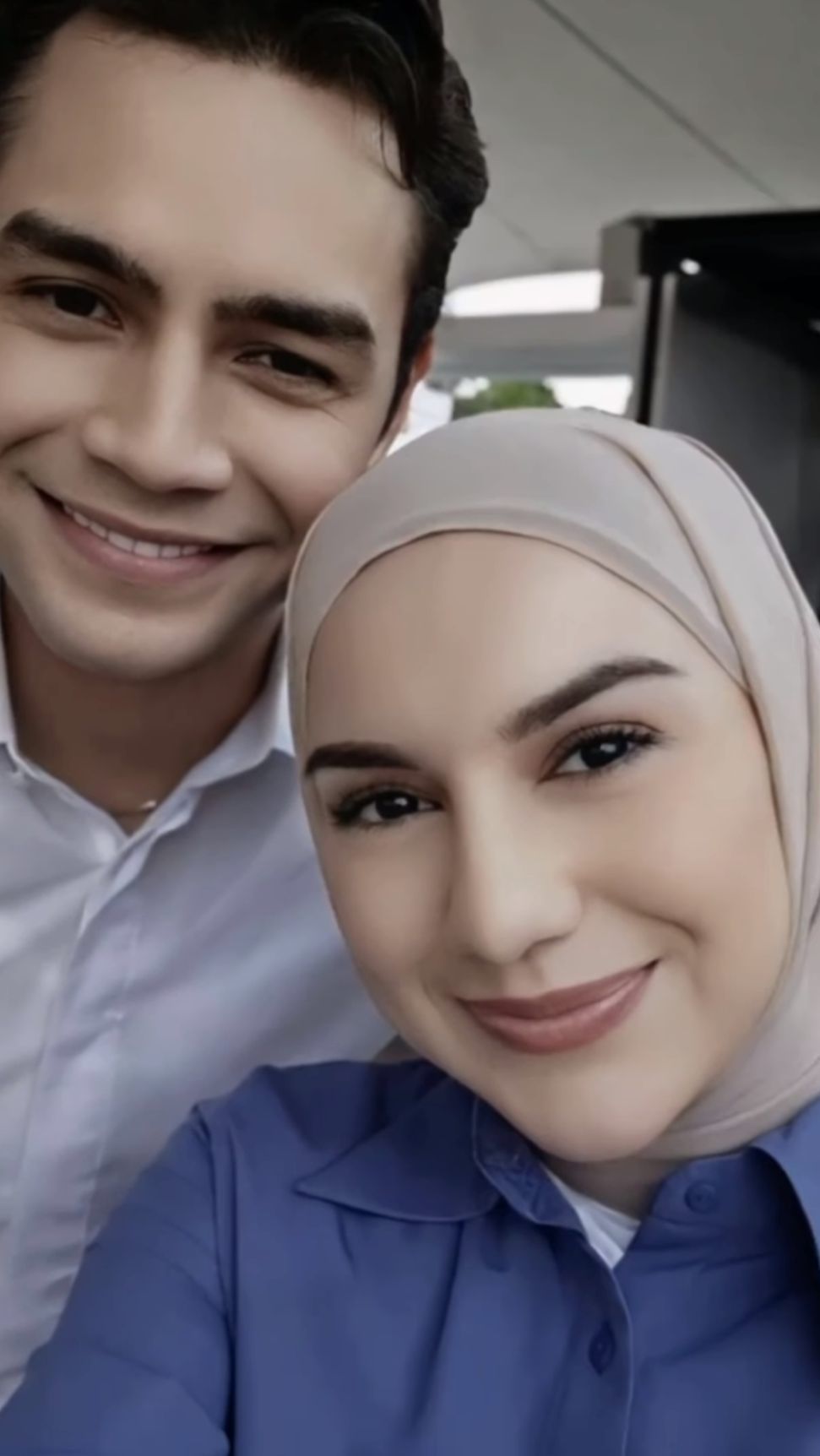 Kedekatan keduanya auto bikin baper banyak penonton.