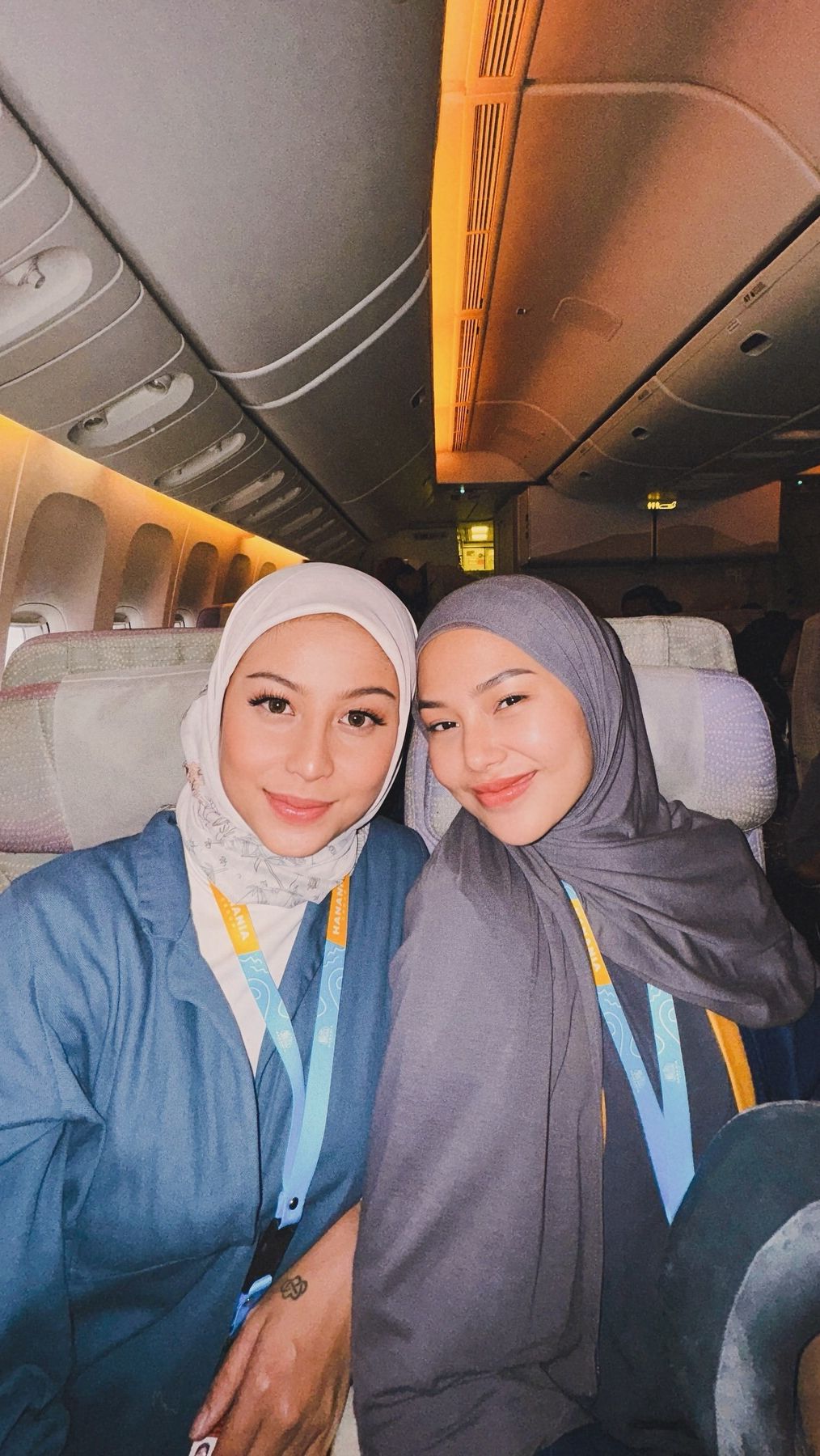 Awkarin akhirnya pergi ke Tanah Suci untuk menunaikan ibadah umrah.