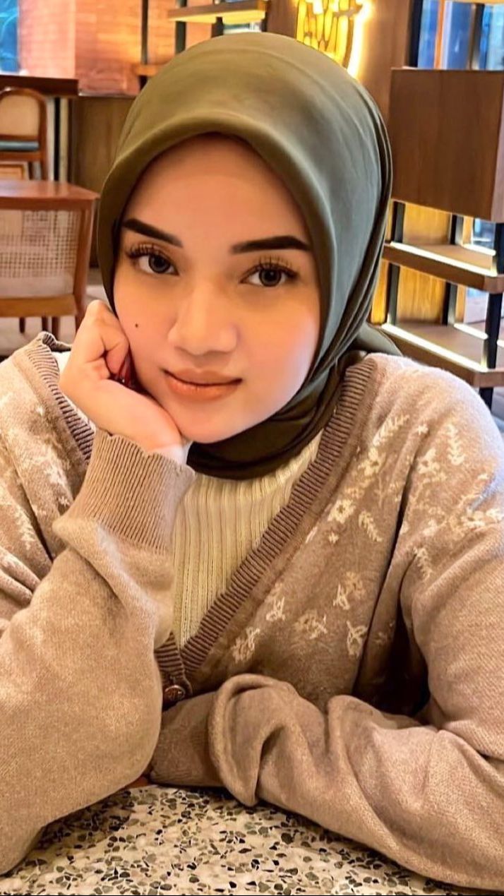 Diandra Marsha mengungkap prediksi ketiga anak Maia Estianty yang menikah duluan dalam waktu dekat.