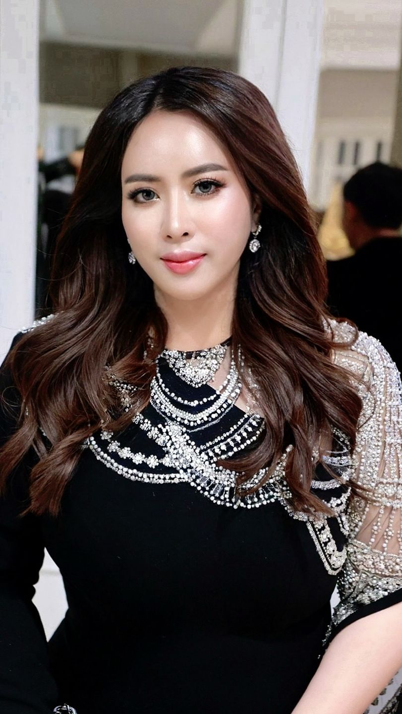 Hubungan bisnis Maharani Kemala dan Shandy Purnamasari tengah jadi sorotan.
