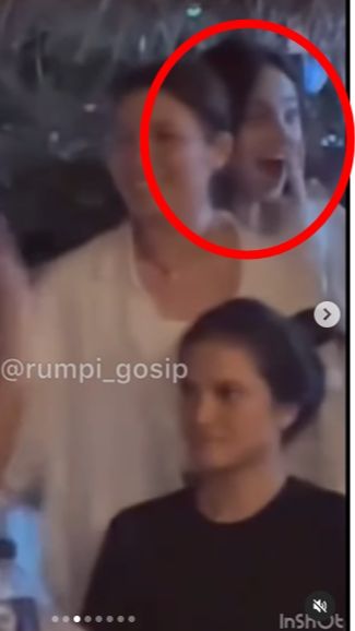Bahkan, Syifa dan El rumi sempat bertemu dengan Marsha Aruan di tempat yang sama.