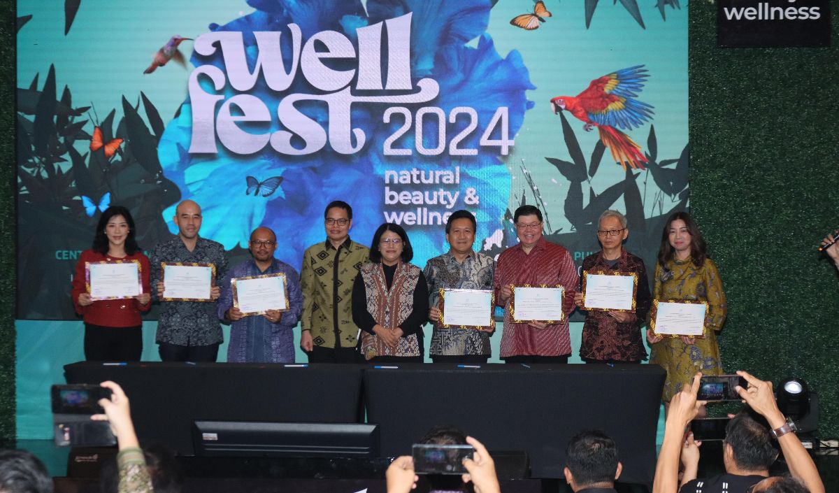 Fitofarmaka ini kekuatan Indonesia yang merupakan obat penemuan dari saintis Indonesia yang memanfaatkan bahan alam asli Indonesia,