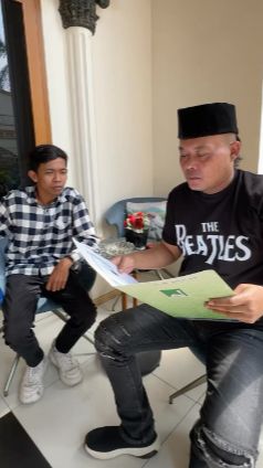 Terlebih ia memiliki pengalaman kurang lebih selama 20 tahun di sejumlah program televisi.