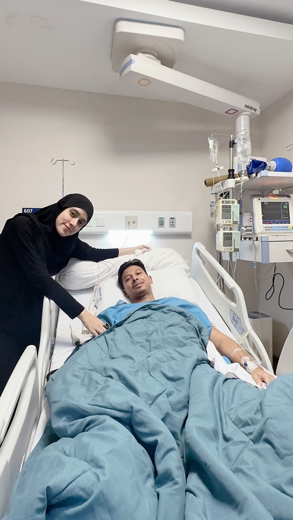 Dokter menyarankan Sony harus segera menjalani tindakan medis karena gejala yang dialaminya bisa saja bentuk stroke.