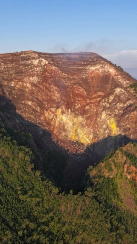 Gunung Iya di NTT Naik Status Jadi Siaga, Warga Diimbau Hindari Sekitar Puncak