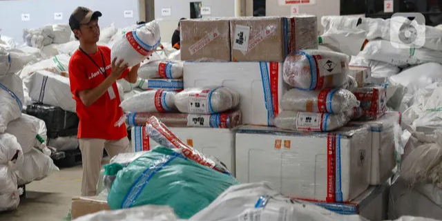 Paket Terlambat Saat Libur Tahun Baru? Cek di Sini Jadwal Operasional J&T, JNE hingga SiCepat