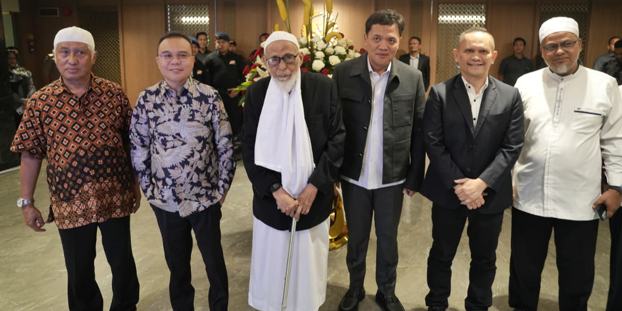 Pimpinan DPR Sufmi Dasco Ahmad Terima Kunjungan Abu Bakar Ba