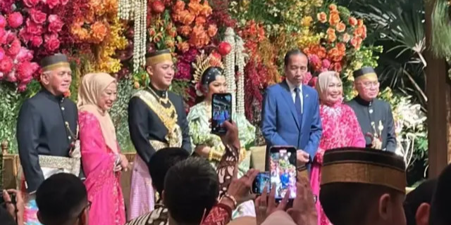 VIDEO: Pertemuan Istimewa 3 Presiden: SBY & Jokowi Saling Berbisik, Prabowo Tegas "Bekas Panglima Saya"
