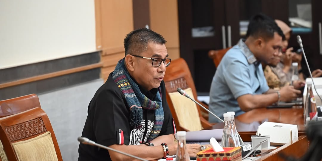 VIDEO: Hinca Komisi III Kutip Ucapan Presiden Trump "Kartel Narkoba Organisasi Teroris Paling Jahat"