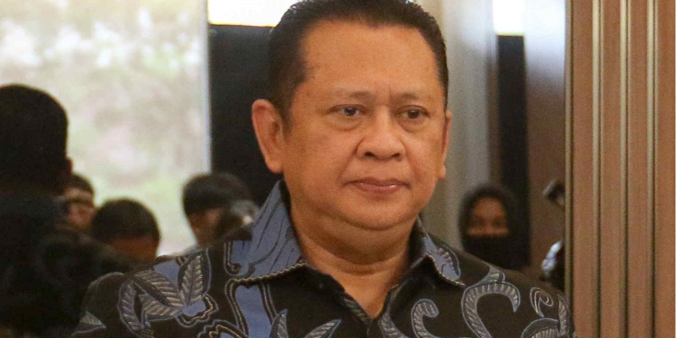 VIDEO: Menengok Gaya AHY & Bamsoet Naik Mobil Mewah-Klasik di DPR Jelang Pidato Prabowo