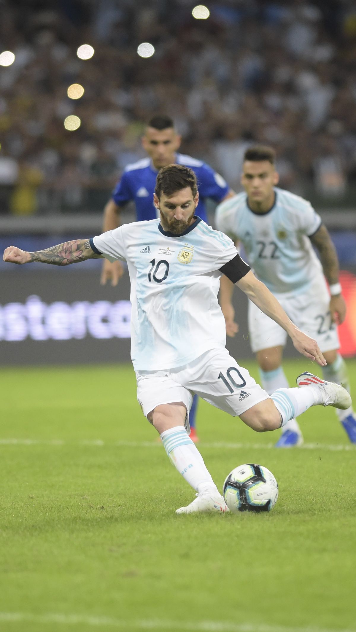 Sihir Ballon d’Or, Rekor Lionel Messi Makin Tak Terkejar