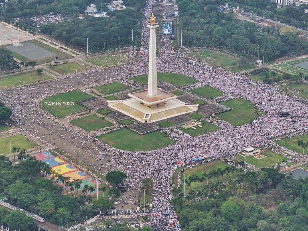 Potret Aksi Bela Palestina Di Monas Penuh Lautan Manusia Sederet