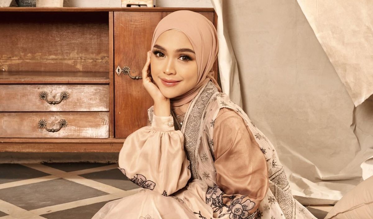 Sesuai dgn judul, dengernya juga bikin merinding berkah rezeky sukses dalam hal apapun semoga kelirik dan kebagian rezeky