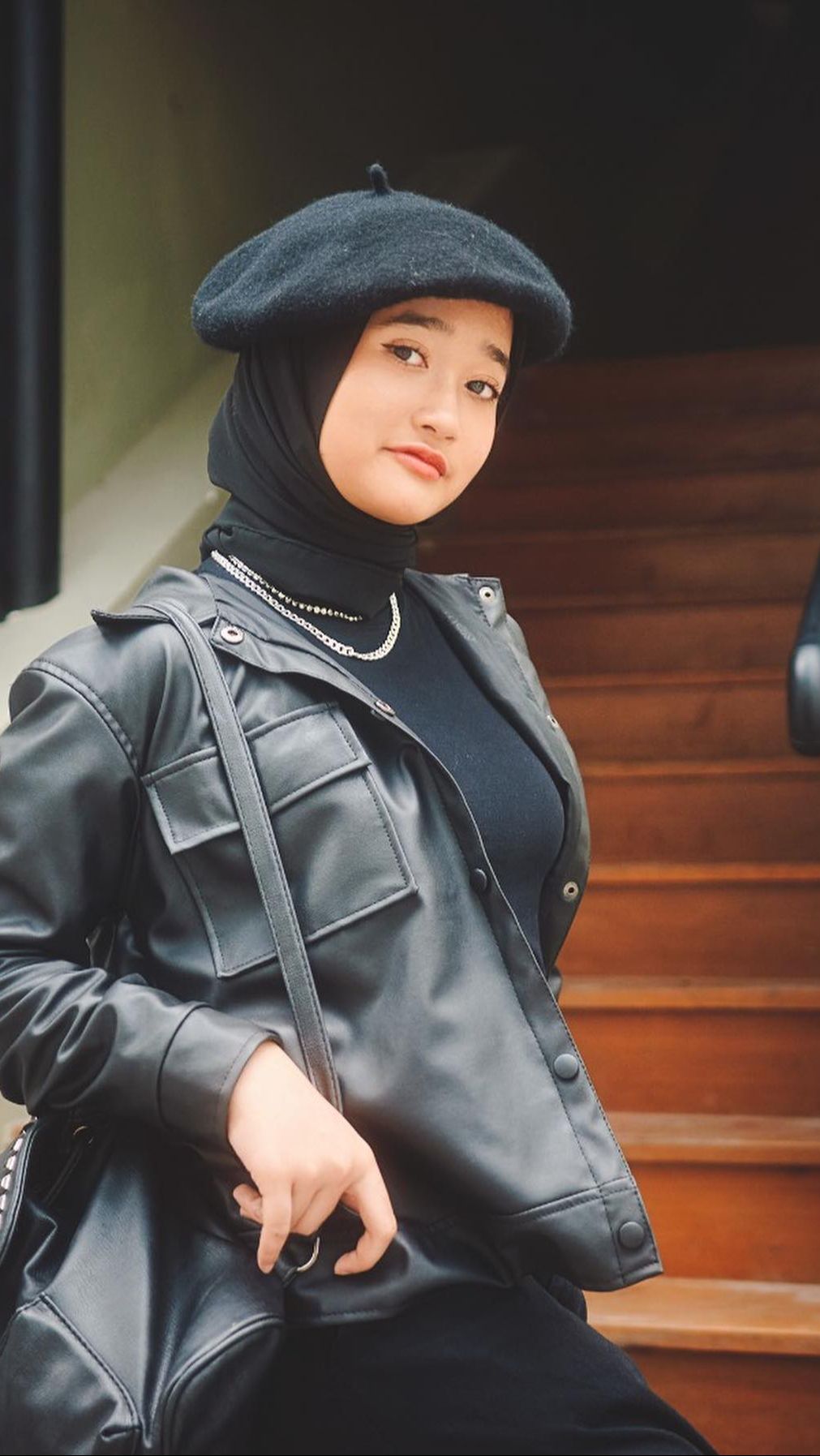 Gadis yang beranjak remaja ini disebut memiliki wajah yang menawan