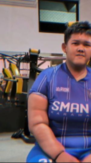 Berkat pola makan sehat dan rajin berolahraga, Arya kini sukses mengubah dirinya menjadi lebih baik.