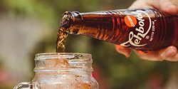Teh Botol Sosro, dari Jualan di Pasar Hingga Jadi Brand Besar
